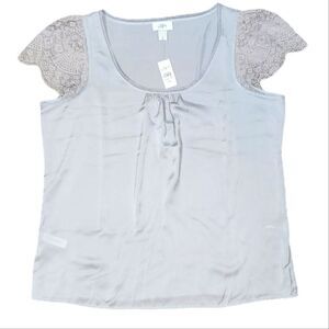 LOFT Blouse Top‎ Satin Lace Short Cap Sleeve Gray Silver Pleated Flowy XL NEW